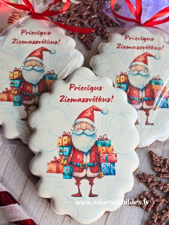 Mājas ingvera cepums "Priecīgus Ziemassvētkus"